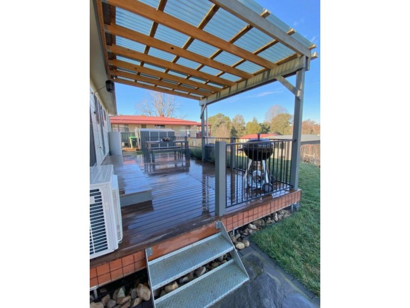 36 Yass Street, Gunning NSW 2581