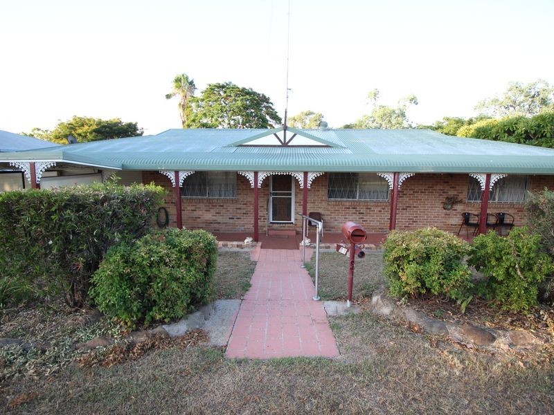 81 Fulham Street, Toogoolawah QLD 4313