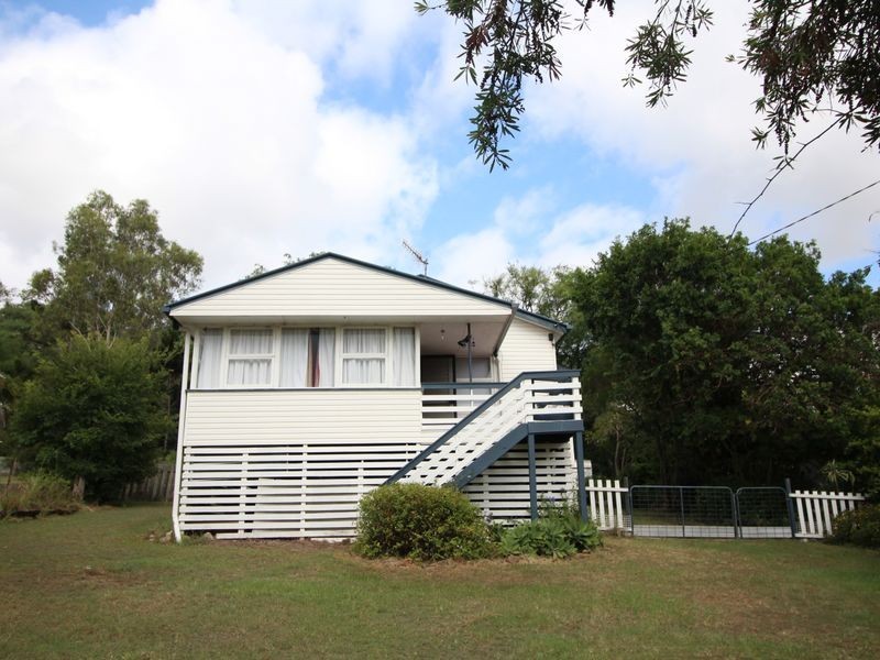 23 Mack Street, Esk QLD 4312