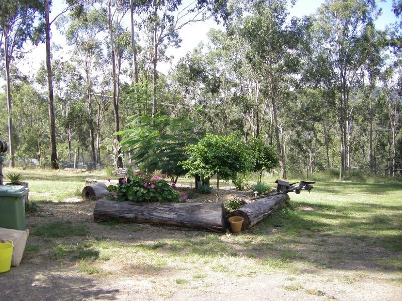 103 Highland Street, Esk QLD 4312