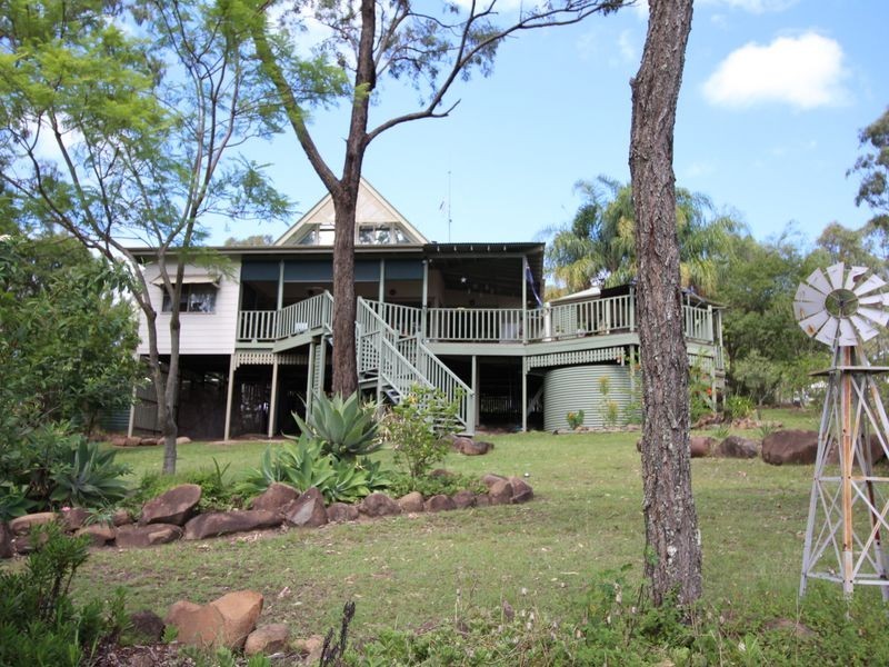 91 Lakeview Drive, Esk QLD 4312