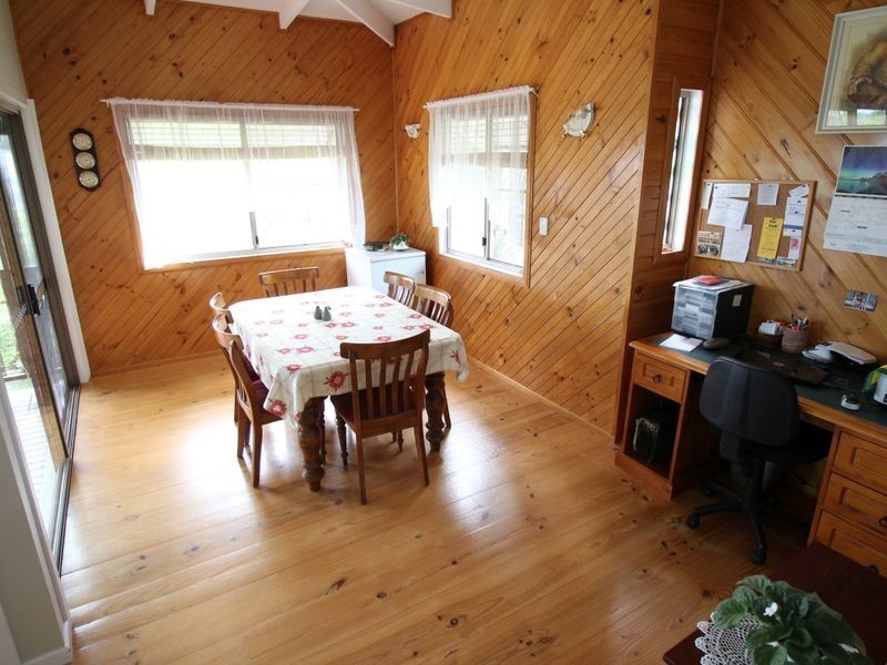 91 Lakeview Drive, Esk QLD 4312