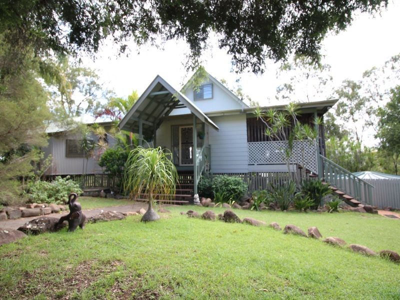 91 Lakeview Drive, Esk QLD 4312