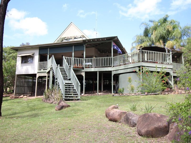 91 Lakeview Drive, Esk QLD 4312