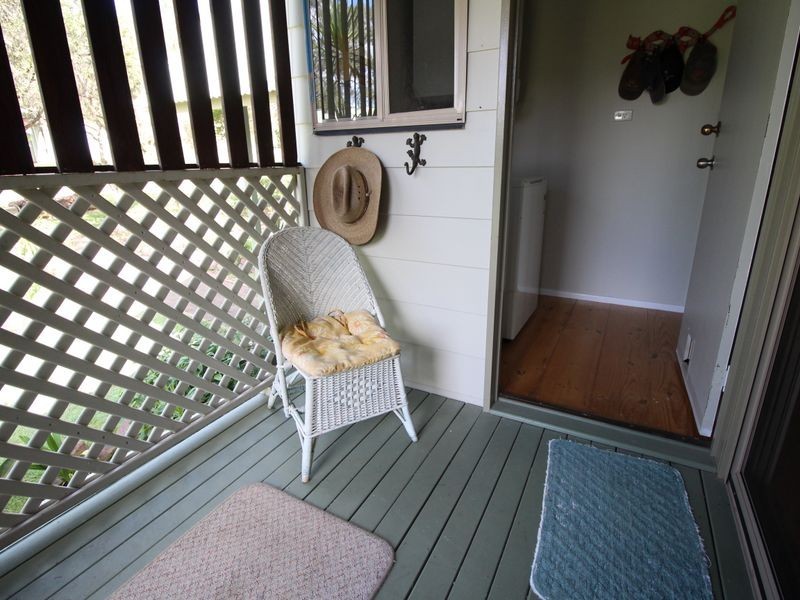 91 Lakeview Drive, Esk QLD 4312