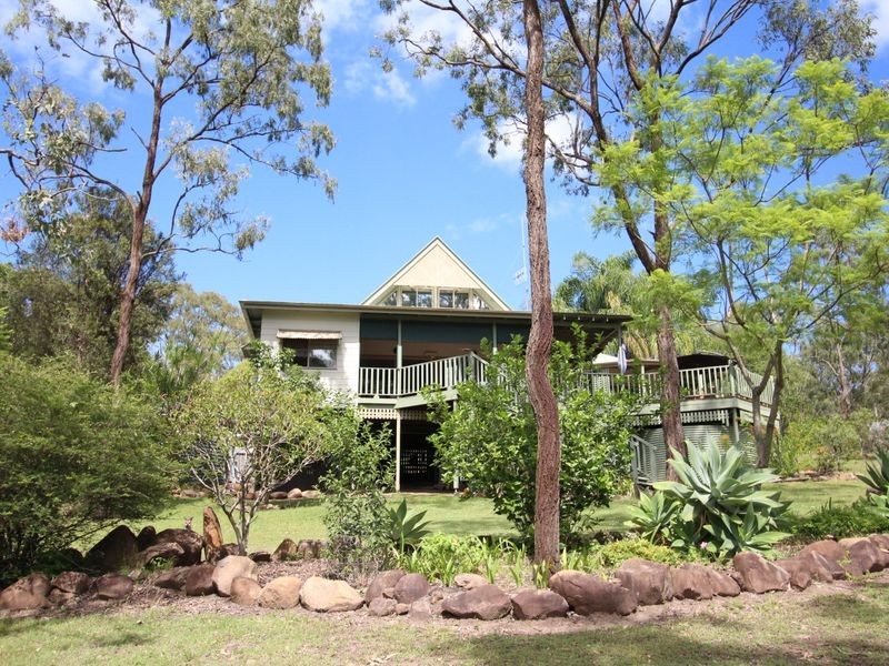 91 Lakeview Drive, Esk QLD 4312