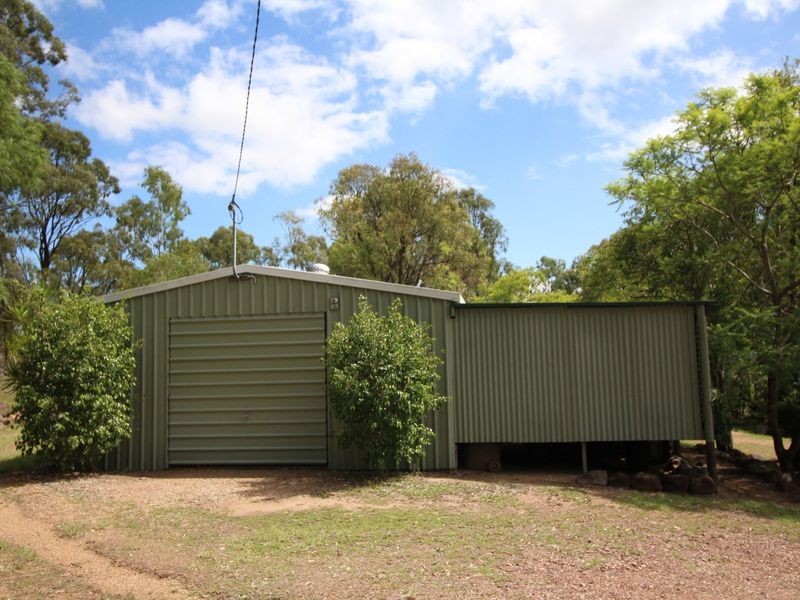 91 Lakeview Drive, Esk QLD 4312