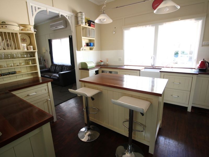 49 Laurel Street, Esk QLD 4312