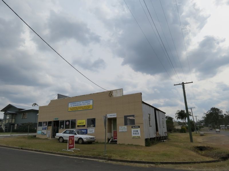 11 Cairnscroft Street, Toogoolawah QLD 4313