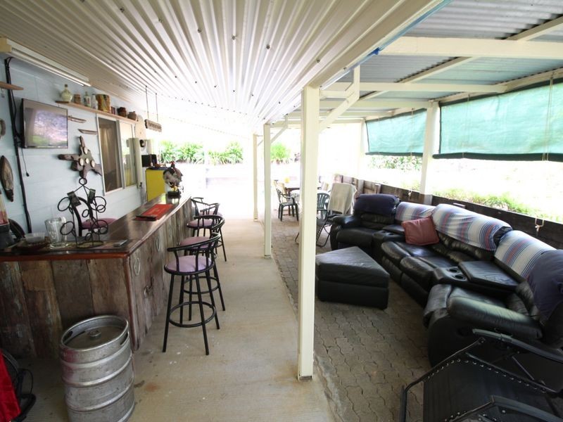 122 Pine Crescent, Esk QLD 4312