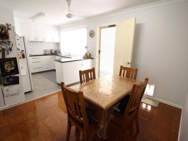 122 Pine Crescent, Esk QLD 4312