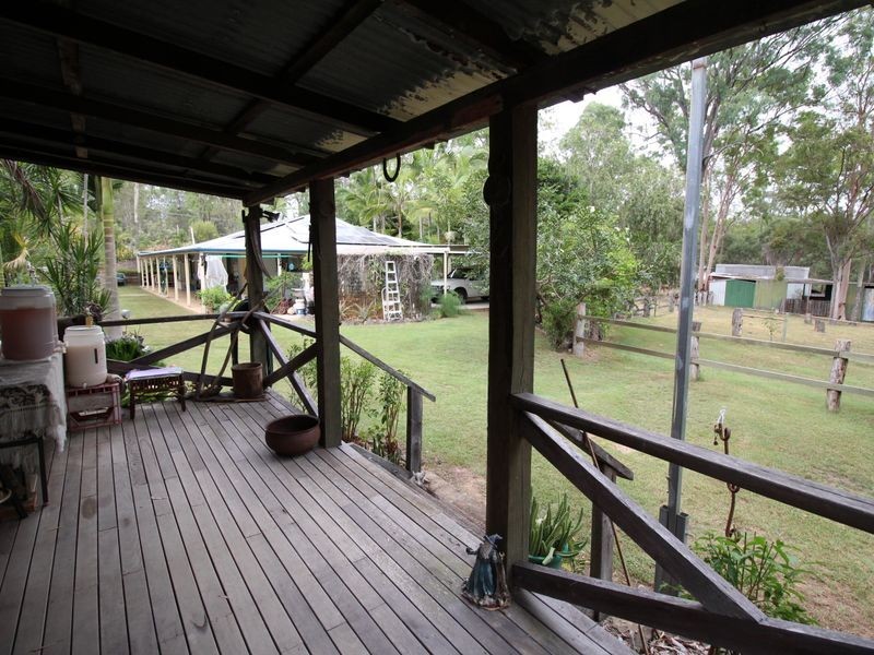 122 Pine Crescent, Esk QLD 4312