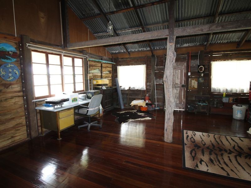 122 Pine Crescent, Esk QLD 4312