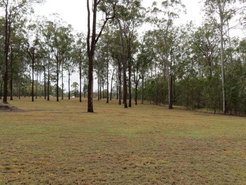 106 Windsor Drive, Mount Hallen QLD 4312