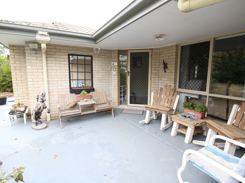 31 Windsor Drive, Mount Hallen QLD 4312