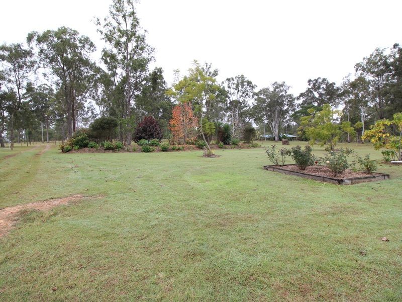 31 Windsor Drive, Mount Hallen QLD 4312