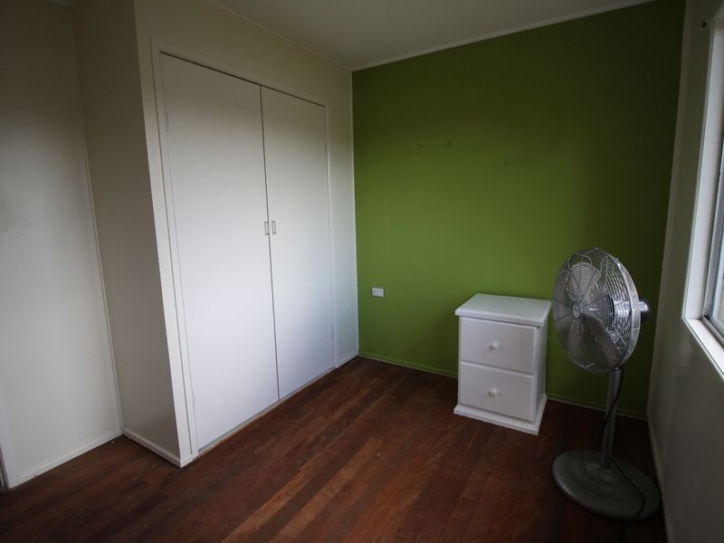 17 Robson Street, Kilcoy QLD 4515