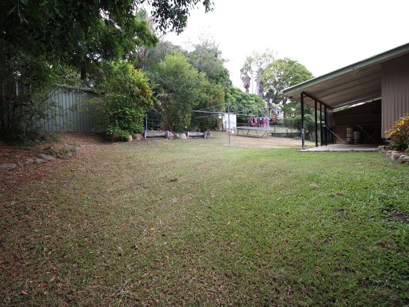 17 Robson Street, Kilcoy QLD 4515