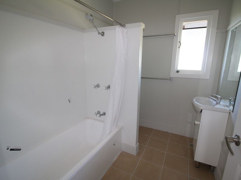 86 Eskdale Road, Toogoolawah QLD 4313