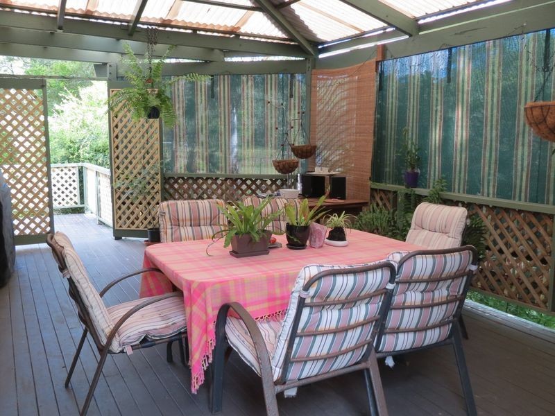 68 Pine Crescent, Esk QLD 4312