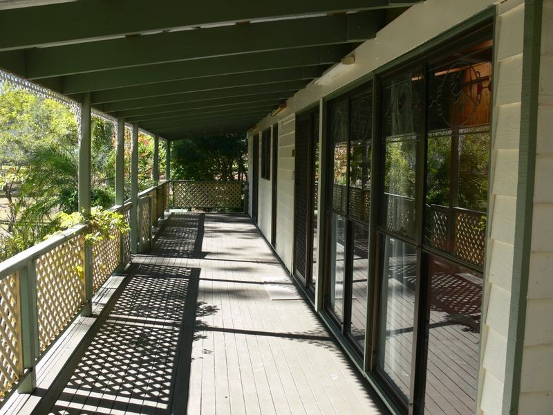 68 Pine Crescent, Esk QLD 4312