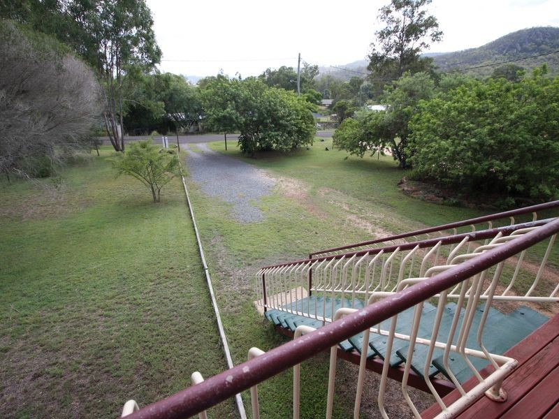 42 Barbour Street, Esk QLD 4312
