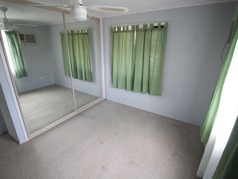 21 Down Street, Esk QLD 4312