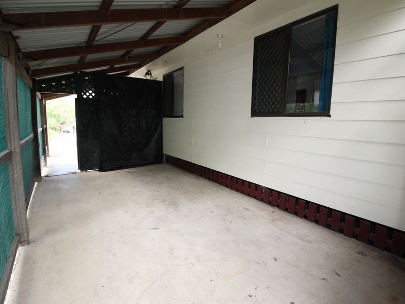 21 Down Street, Esk QLD 4312