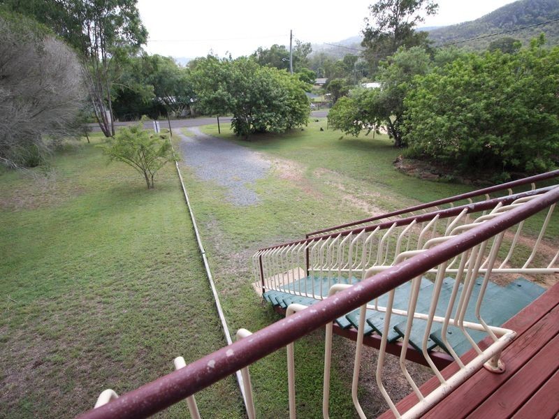 42 Barbour Street, Esk QLD 4312