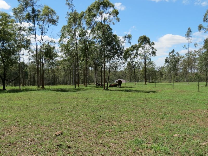 34 Countess Court, Mount Hallen QLD 4312