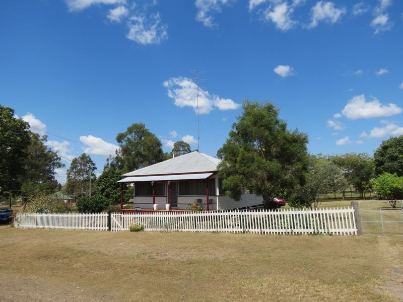 34 Eskdale Road, Toogoolawah QLD 4313