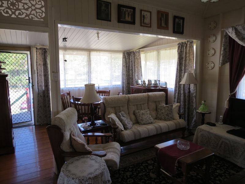 34 Eskdale Road, Toogoolawah QLD 4313