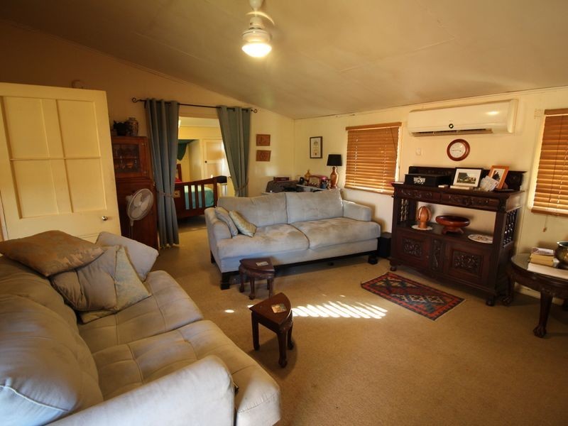 119 Ostrofskis Road, Toogoolawah QLD 4313