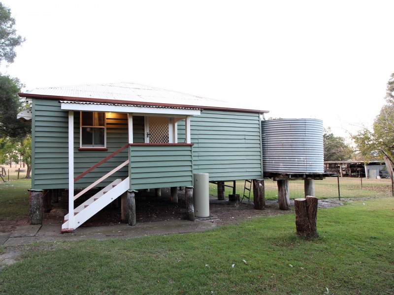 73a Skopps Lane, Toogoolawah QLD 4313