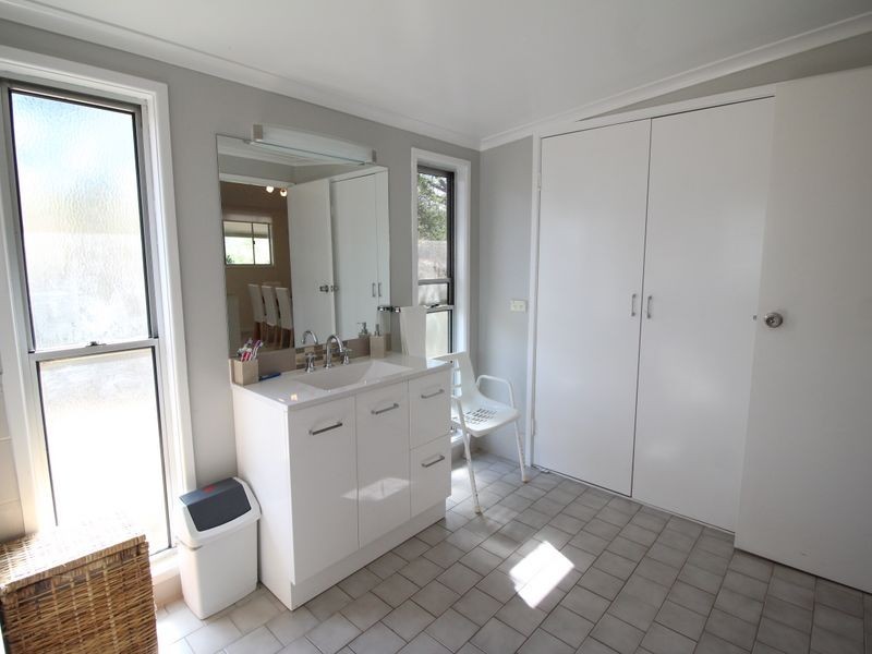 101 Litzows Road, Tarampa QLD 4311
