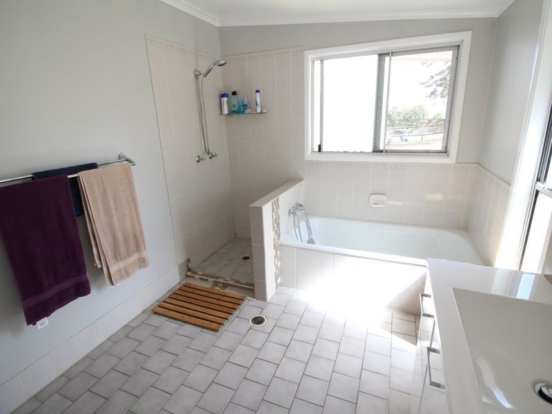 101 Litzows Road, Tarampa QLD 4311