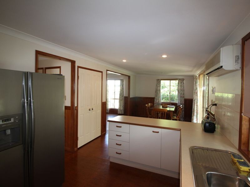 6 Guldbransen Street, Somerset Dam QLD 4312