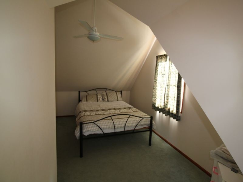 6 Guldbransen Street, Somerset Dam QLD 4312