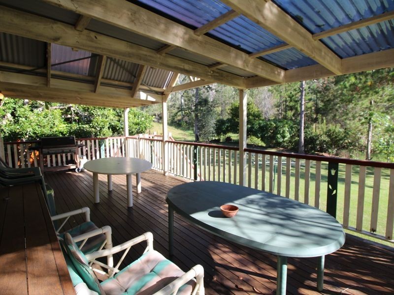 6 Guldbransen Street, Somerset Dam QLD 4312