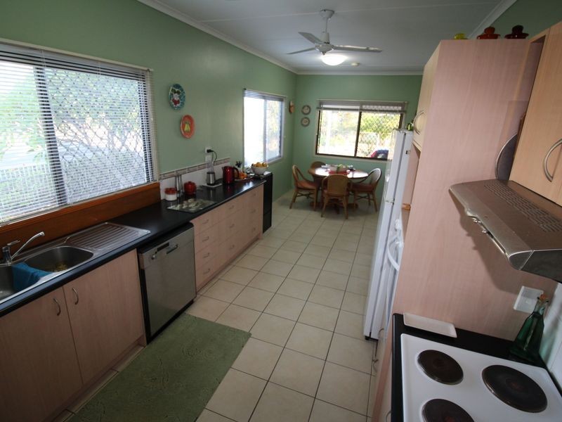 129 Cressbrook Street, Toogoolawah QLD 4313