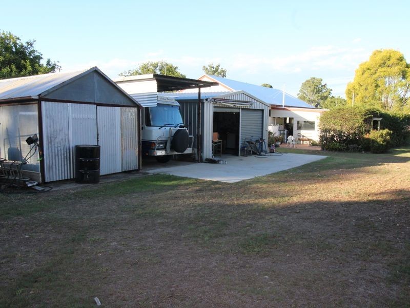 129 Cressbrook Street, Toogoolawah QLD 4313