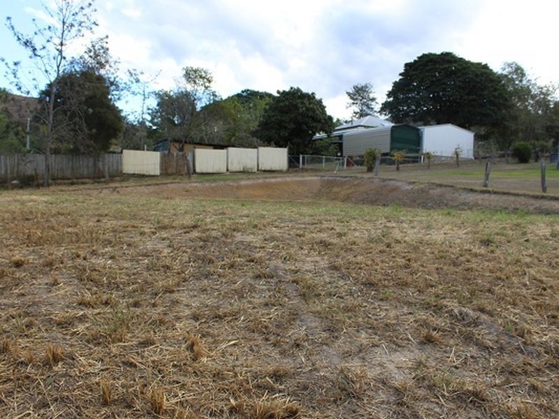 37 David Street, Linville QLD 4306