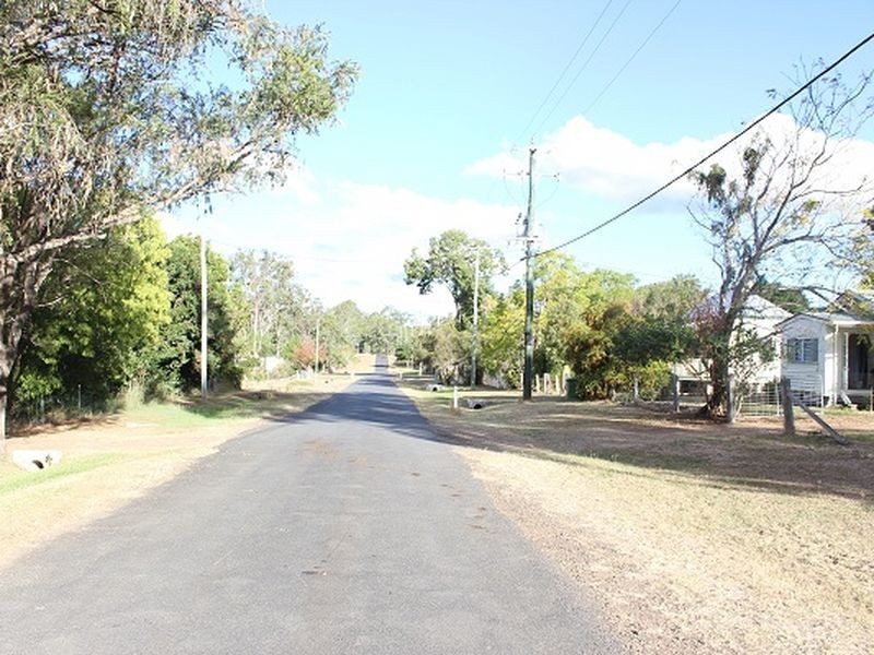 37 David Street, Linville QLD 4306