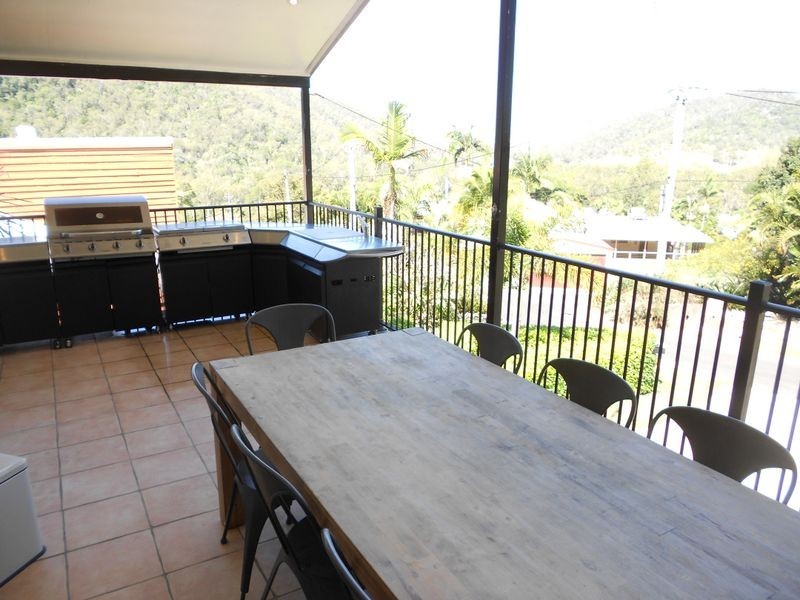 22 George Street, Somerset Dam QLD 4312