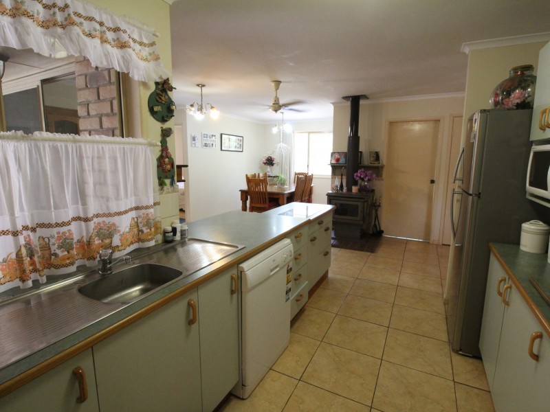 242 Esk Hampton Road, Esk QLD 4312