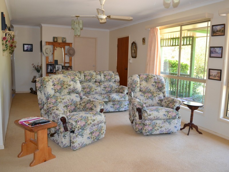 242 Esk Hampton Road, Esk QLD 4312