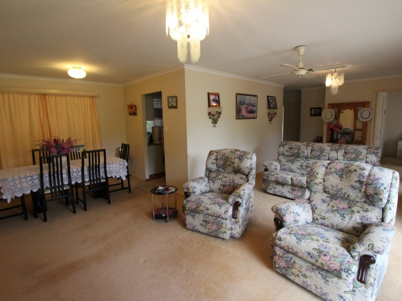 242 Esk Hampton Road, Esk QLD 4312