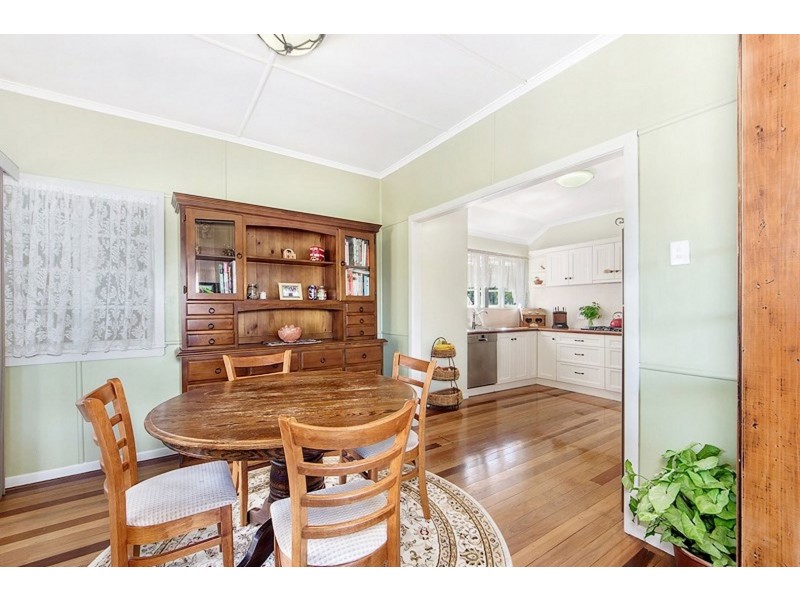 38 Howe Street, Esk QLD 4312