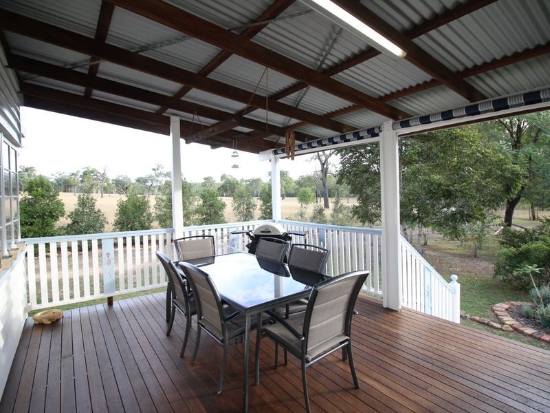 38 Howe Street, Esk QLD 4312