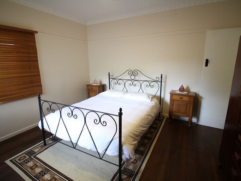 38 Howe Street, Esk QLD 4312